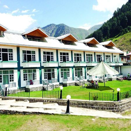 Pine Top Hotels Наран Экстерьер фото